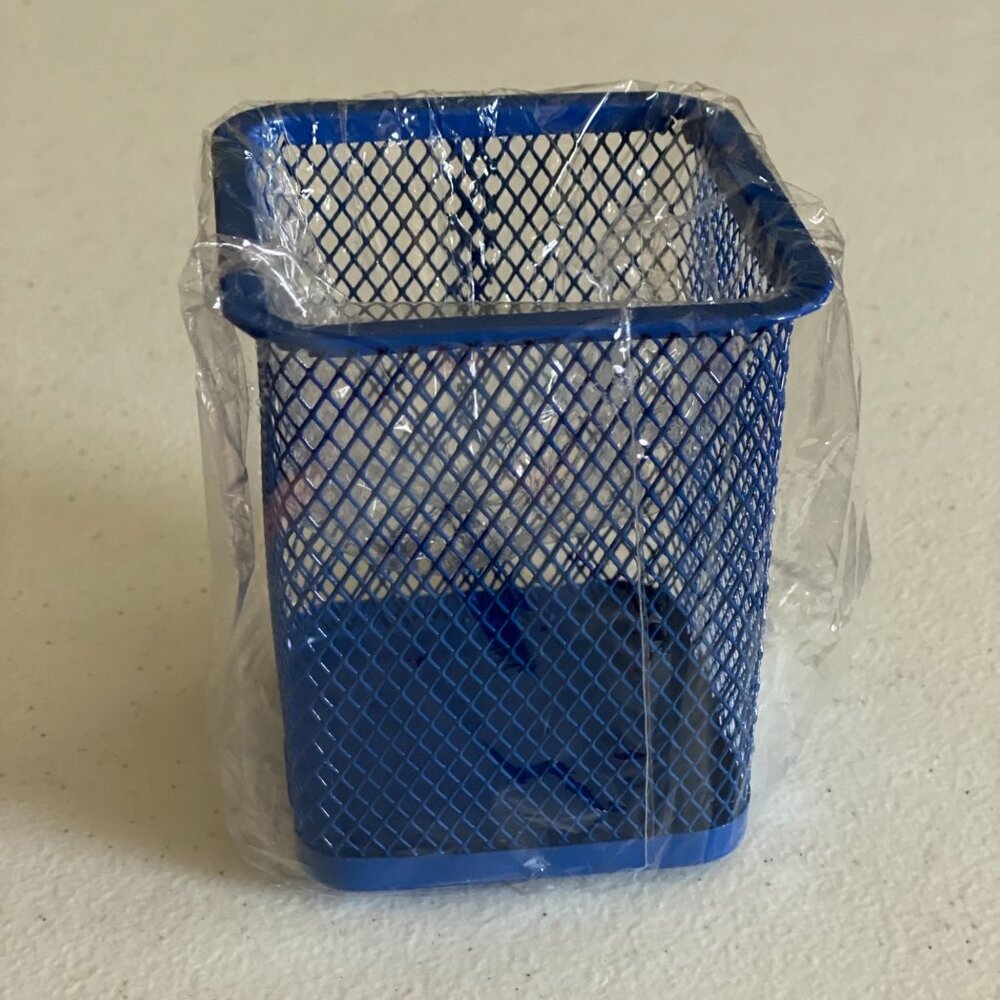 Small Blue Lightweight Metal Mesh Pencil Holder For Desk Or Office Organization